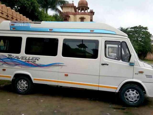 15 Seater Tempo Traveller Rental Char Dham Yatra